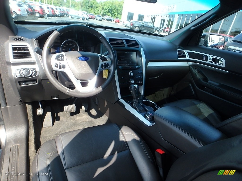 2015 Explorer XLT 4WD - Magnetic / Charcoal Black photo #24