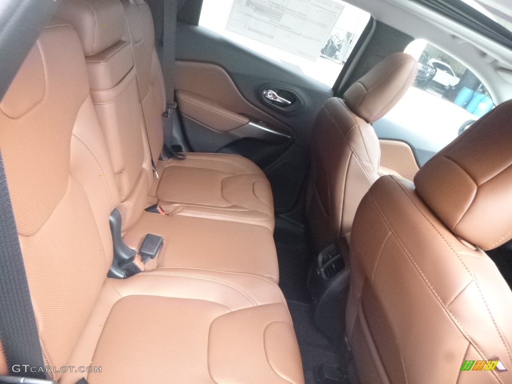 2019 Jeep Cherokee Overland 4x4 Rear Seat Photo #128808942