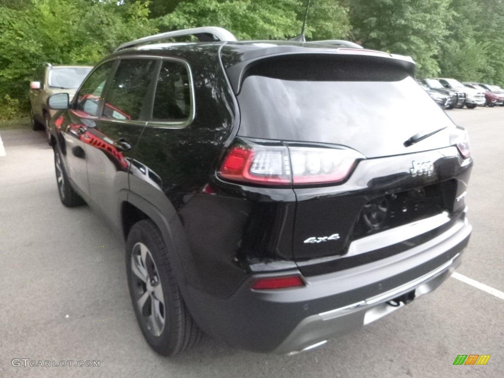 2019 Cherokee Limited 4x4 - Diamond Black Crystal Pearl / Black photo #3