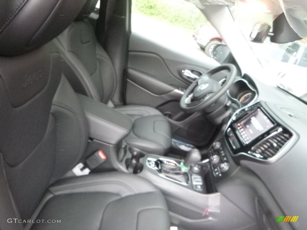2019 Cherokee Limited 4x4 - Diamond Black Crystal Pearl / Black photo #10