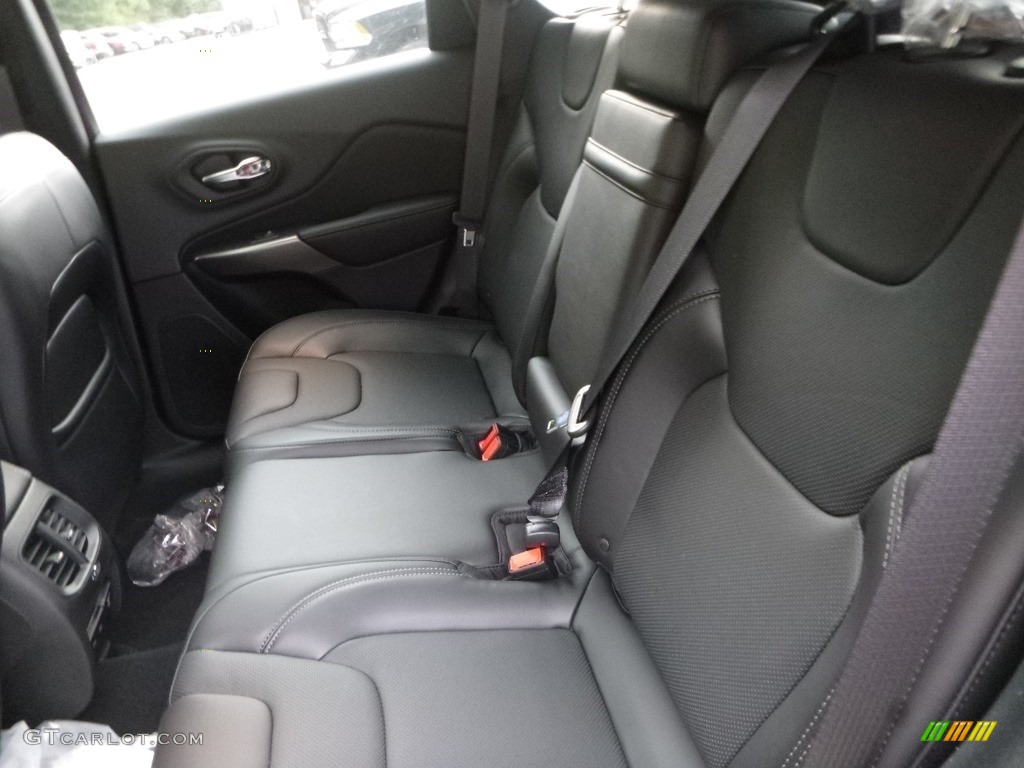 2019 Cherokee Limited 4x4 - Diamond Black Crystal Pearl / Black photo #12