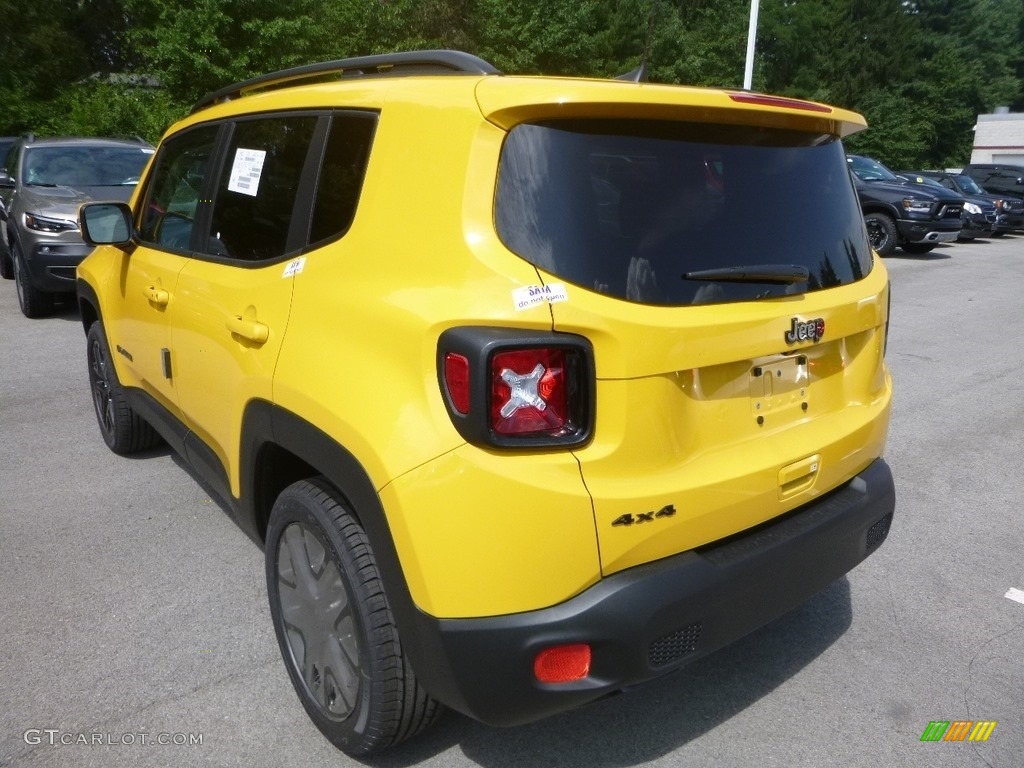 2018 Renegade Latitude 4x4 - Solar Yellow / Black photo #4