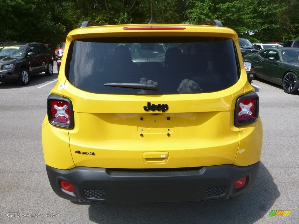 2018 Renegade Latitude 4x4 - Solar Yellow / Black photo #5