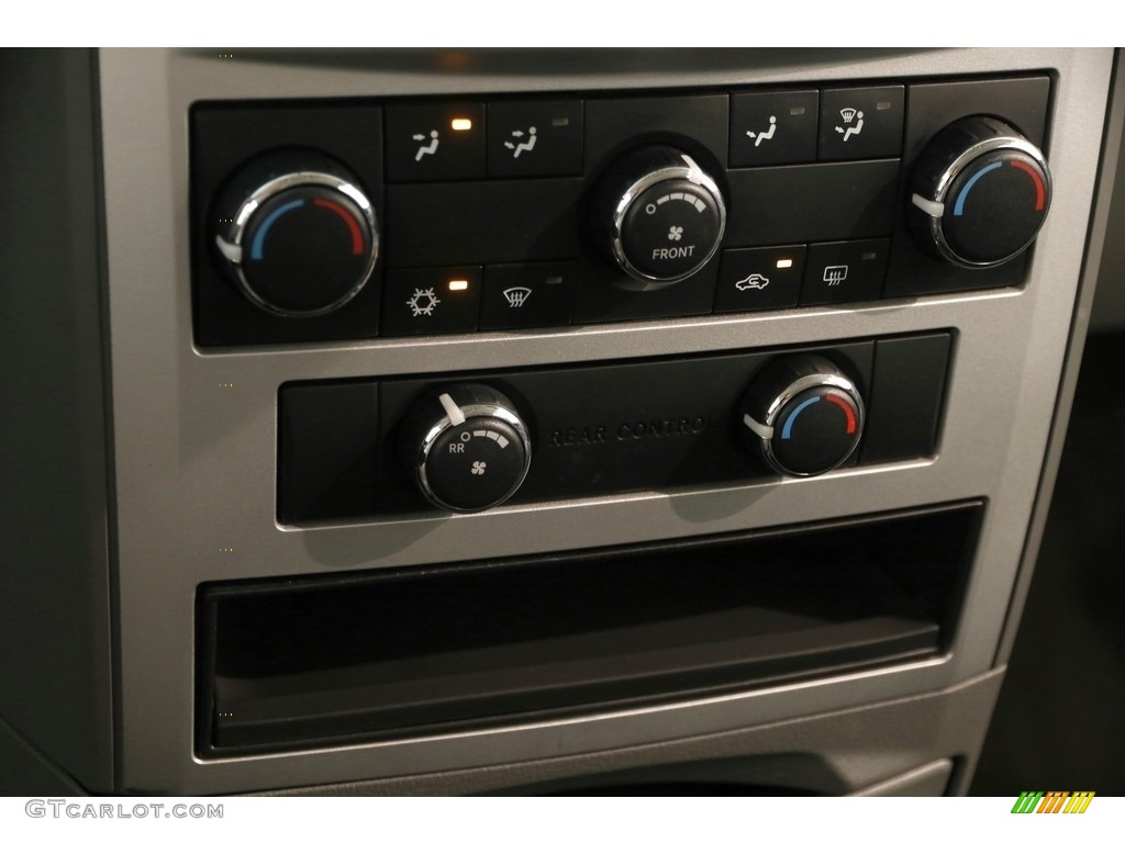 2010 Town & Country Touring - Inferno Red Crystal Pearl / Medium Slate Gray/Light Shale photo #18