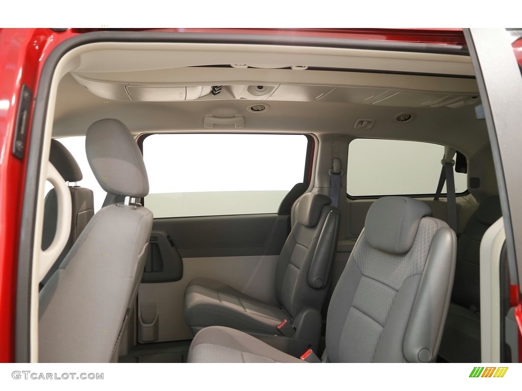 2010 Town & Country Touring - Inferno Red Crystal Pearl / Medium Slate Gray/Light Shale photo #30