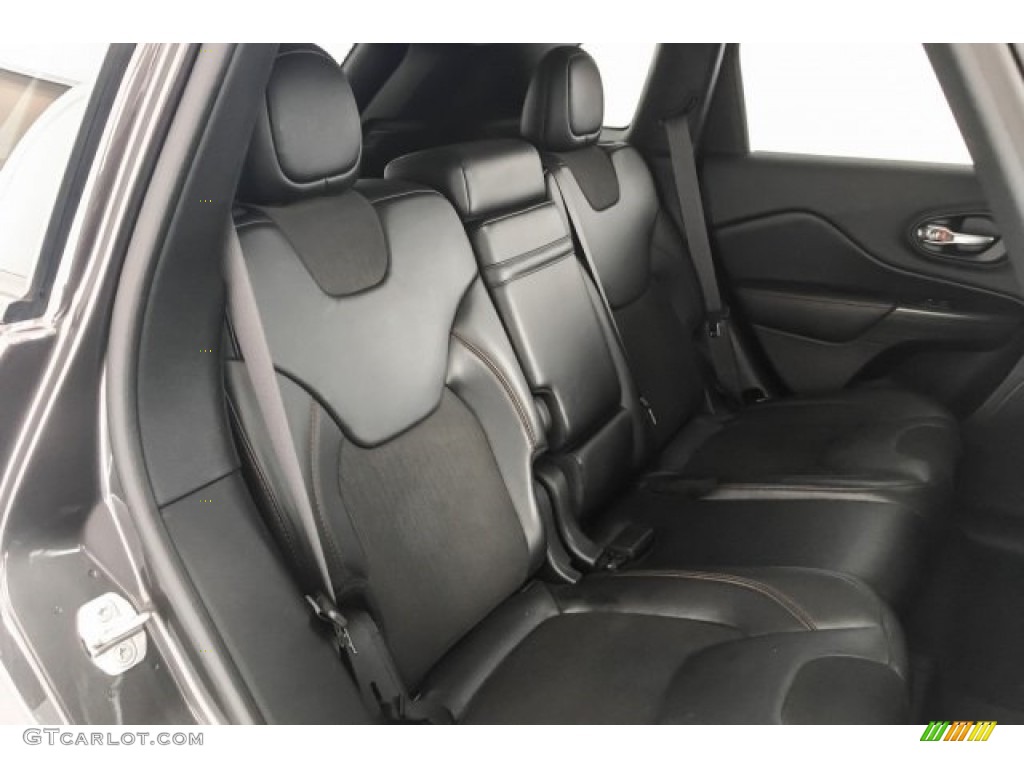 2016 Cherokee Trailhawk 4x4 - Granite Crystal Metallic / Black photo #13