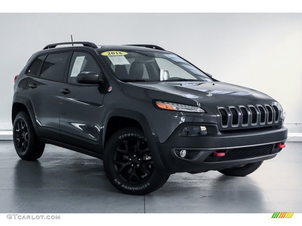 2016 Cherokee Trailhawk 4x4 - Granite Crystal Metallic / Black photo #14