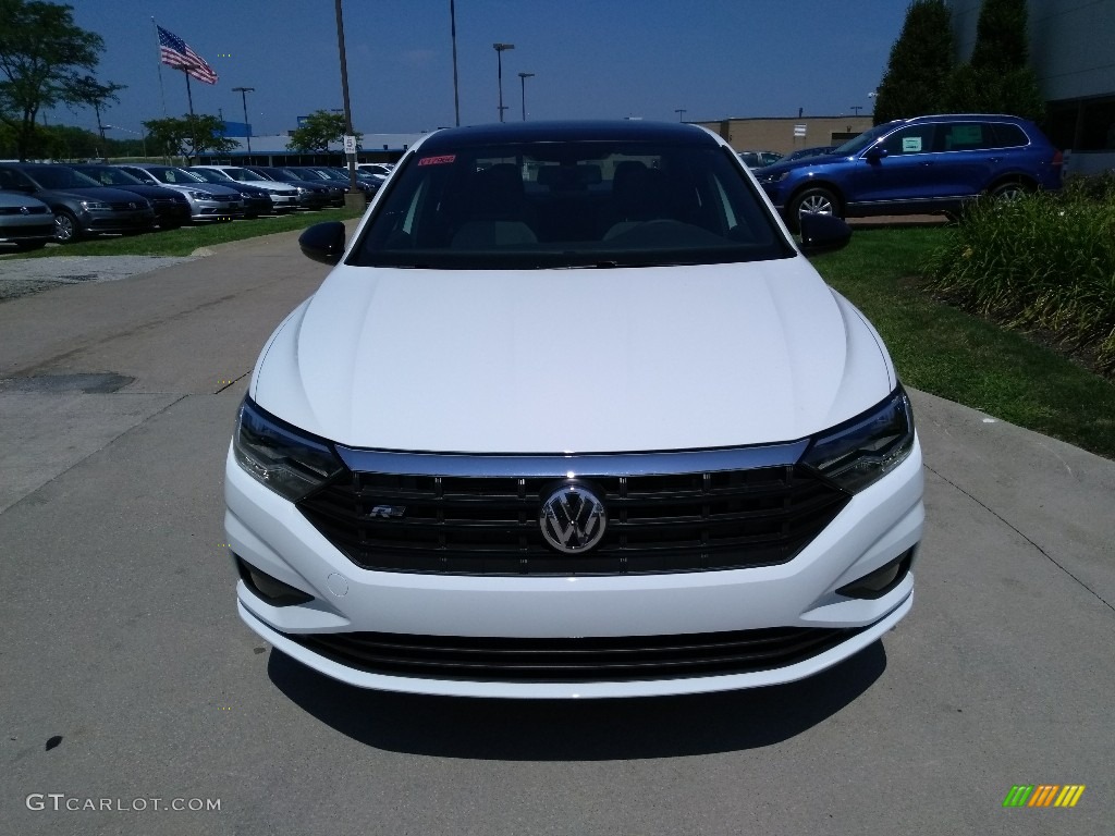 Pure White Volkswagen Jetta