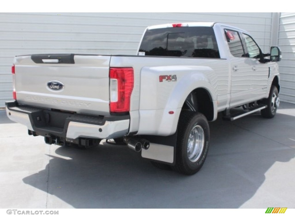 2019 F350 Super Duty XLT Crew Cab 4x4 - Ingot Silver / Black photo #9