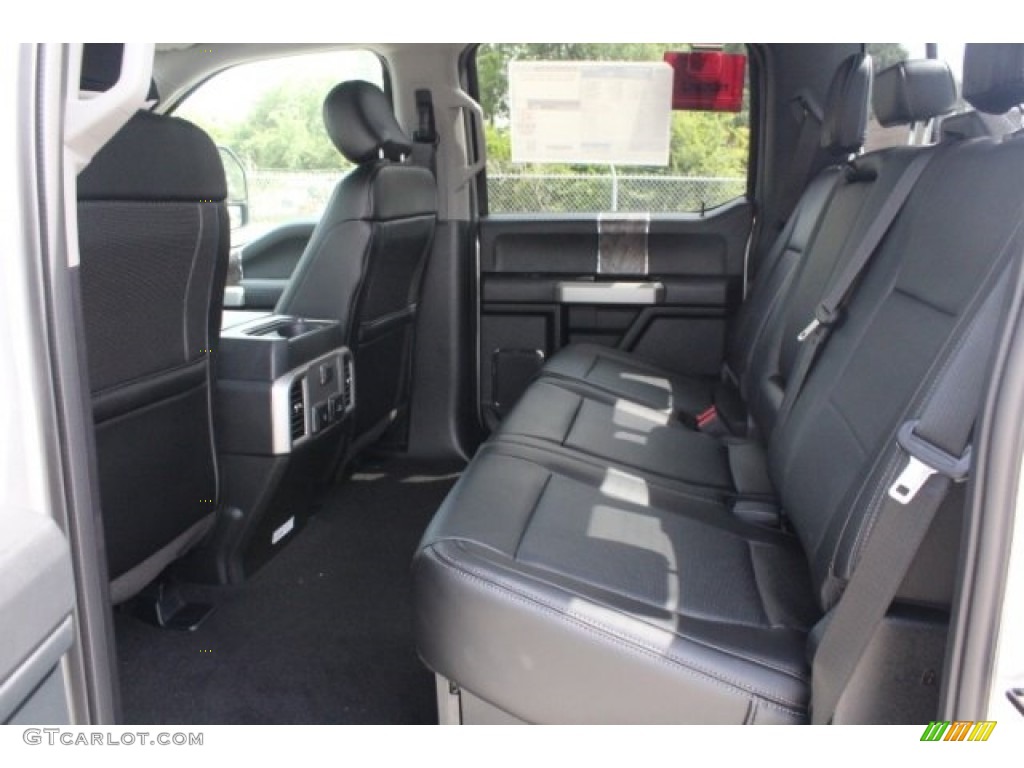 2019 F350 Super Duty XLT Crew Cab 4x4 - Ingot Silver / Black photo #24