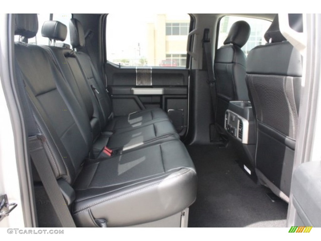 2019 F350 Super Duty XLT Crew Cab 4x4 - Ingot Silver / Black photo #29
