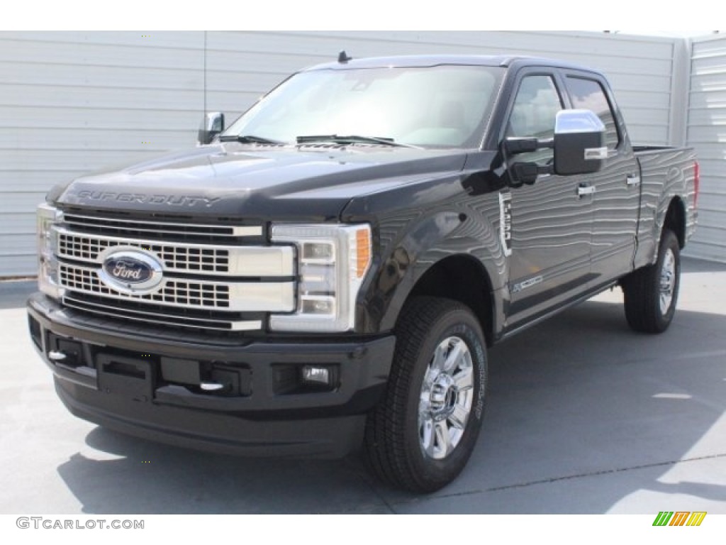 2019 F250 Super Duty Platinum Crew Cab 4x4 - Agate Black / Black photo #3