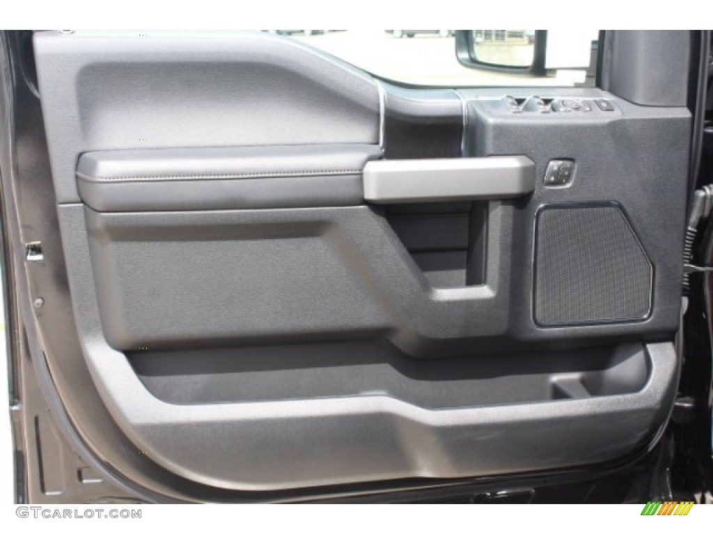 2019 F250 Super Duty Platinum Crew Cab 4x4 - Agate Black / Black photo #12