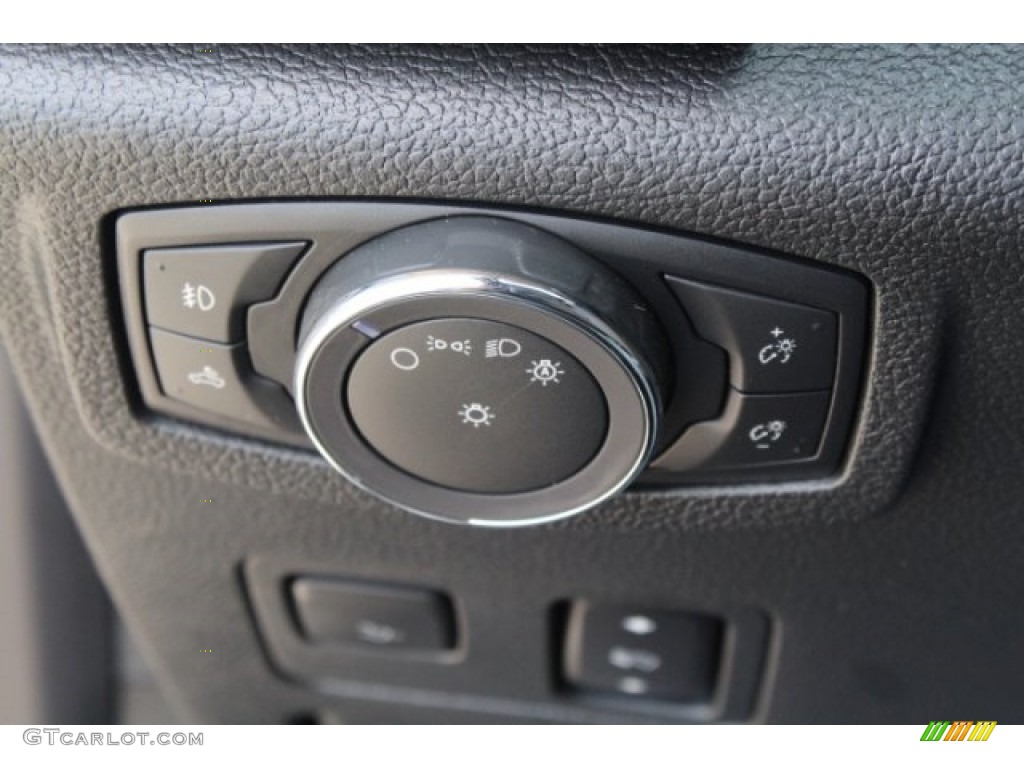2019 F250 Super Duty Platinum Crew Cab 4x4 - Agate Black / Black photo #22