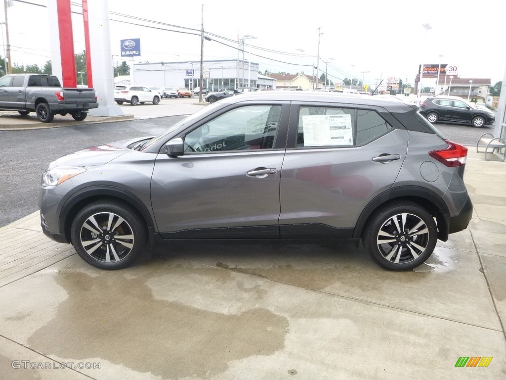 Gun Metallic 2018 Nissan Kicks SR Exterior Photo #128828846