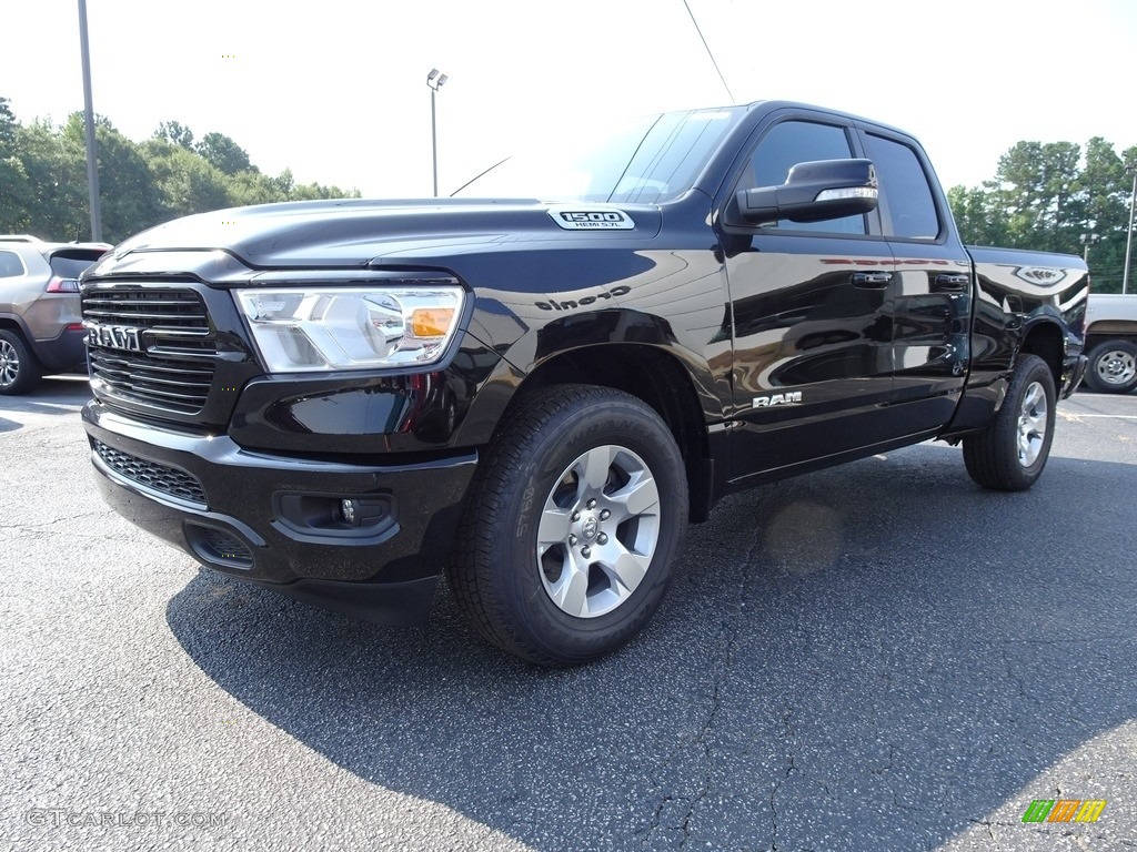2019 1500 Big Horn Quad Cab - Diamond Black Crystal Pearl / Black photo #3
