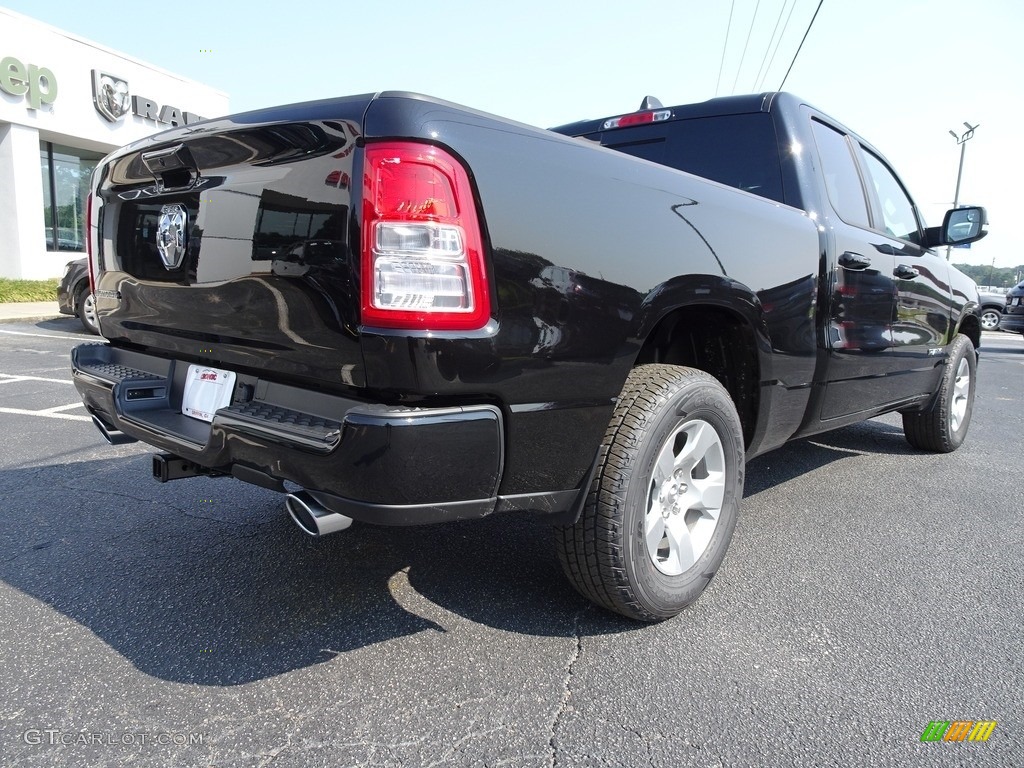 2019 1500 Big Horn Quad Cab - Diamond Black Crystal Pearl / Black photo #12