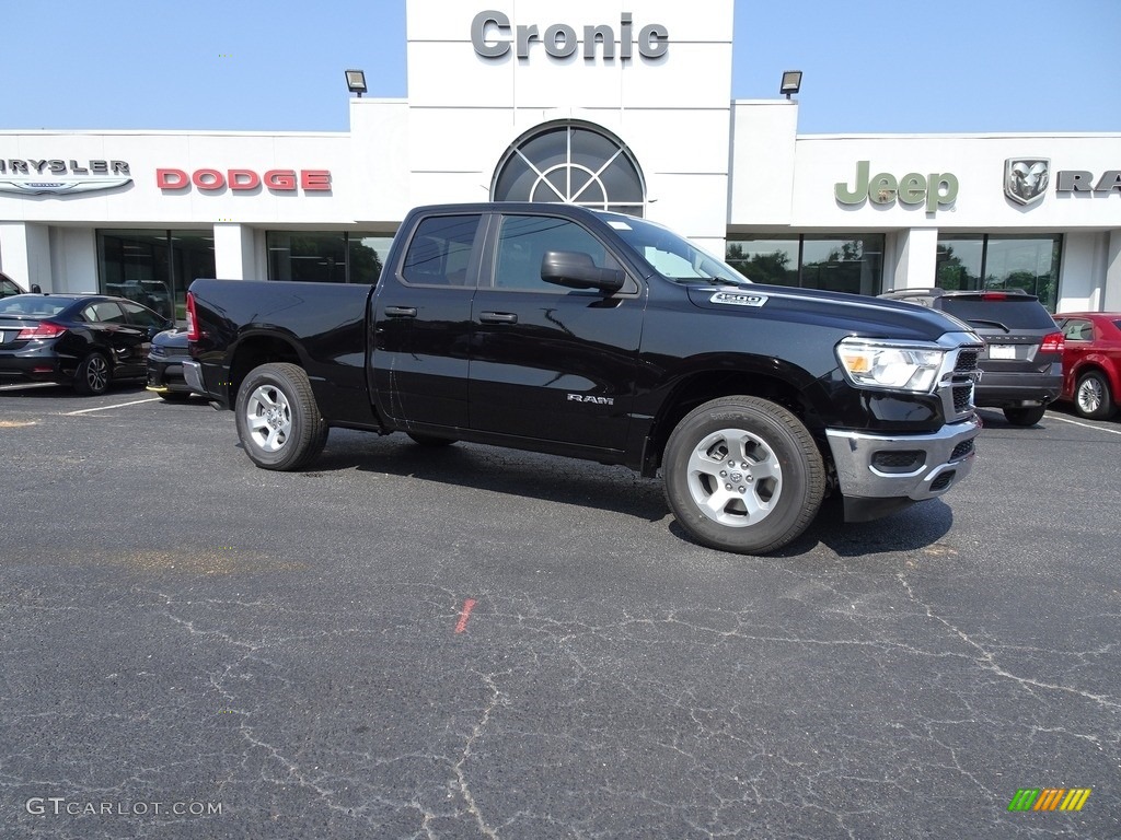 2019 1500 Tradesman Quad Cab - Diamond Black Crystal Pearl / Black photo #1