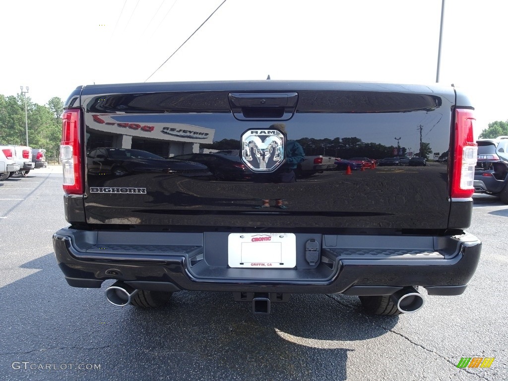 2019 1500 Big Horn Quad Cab - Diamond Black Crystal Pearl / Black photo #13