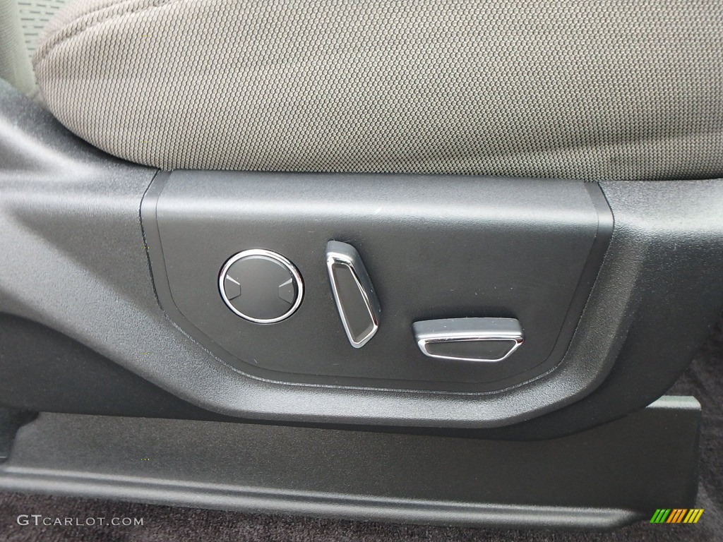 2017 F150 XLT SuperCab 4x4 - Ruby Red / Earth Gray photo #8