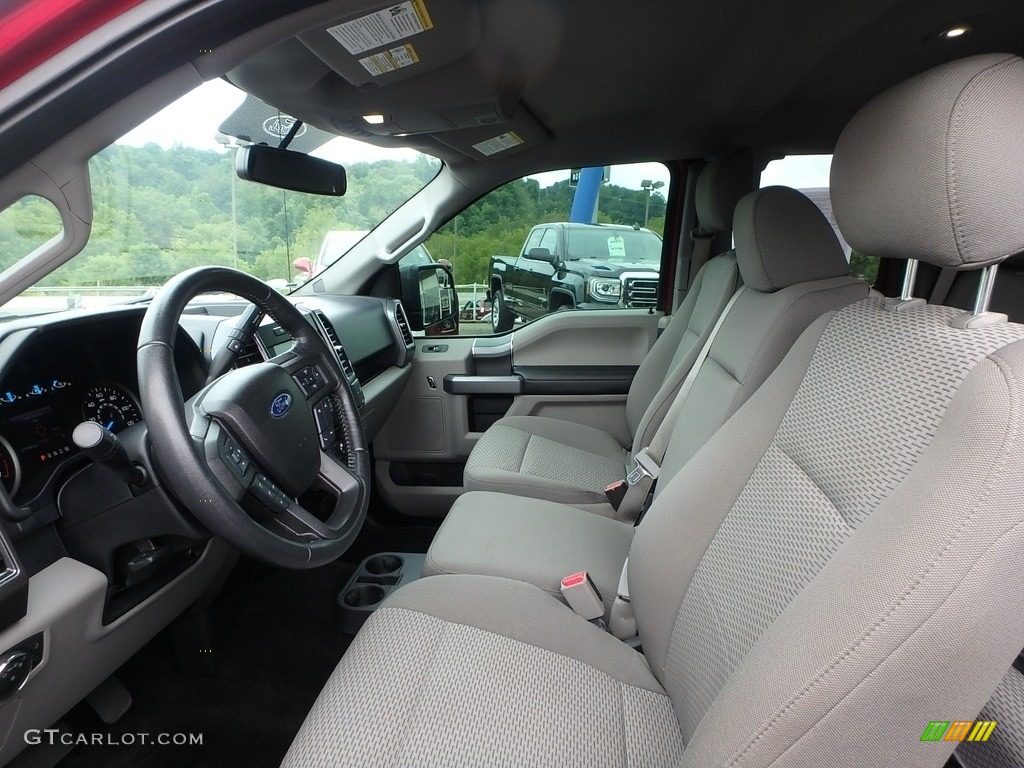 2017 F150 XLT SuperCab 4x4 - Ruby Red / Earth Gray photo #15