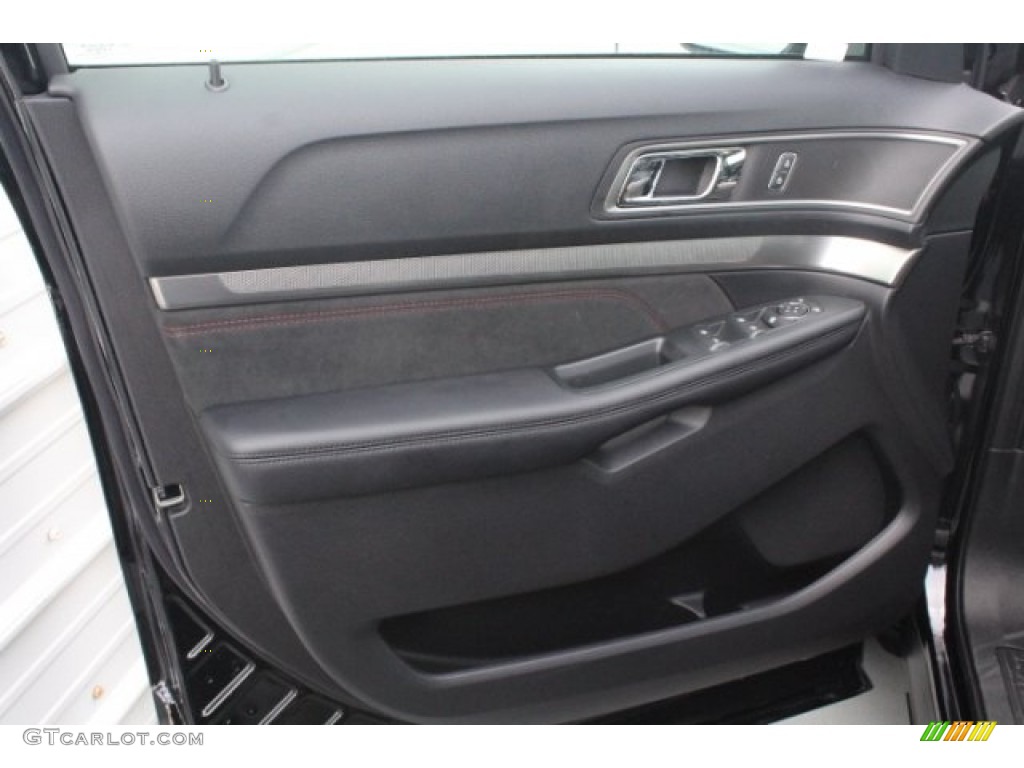 2018 Explorer XLT - Shadow Black / Ebony Black photo #12