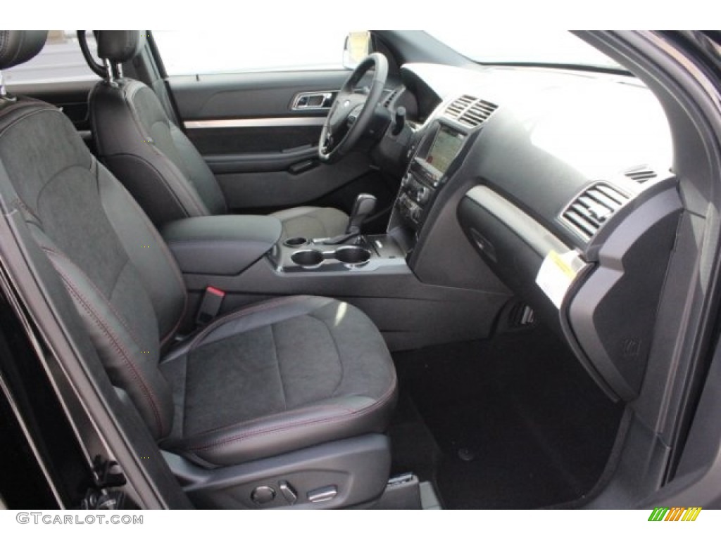 2018 Explorer XLT - Shadow Black / Ebony Black photo #37
