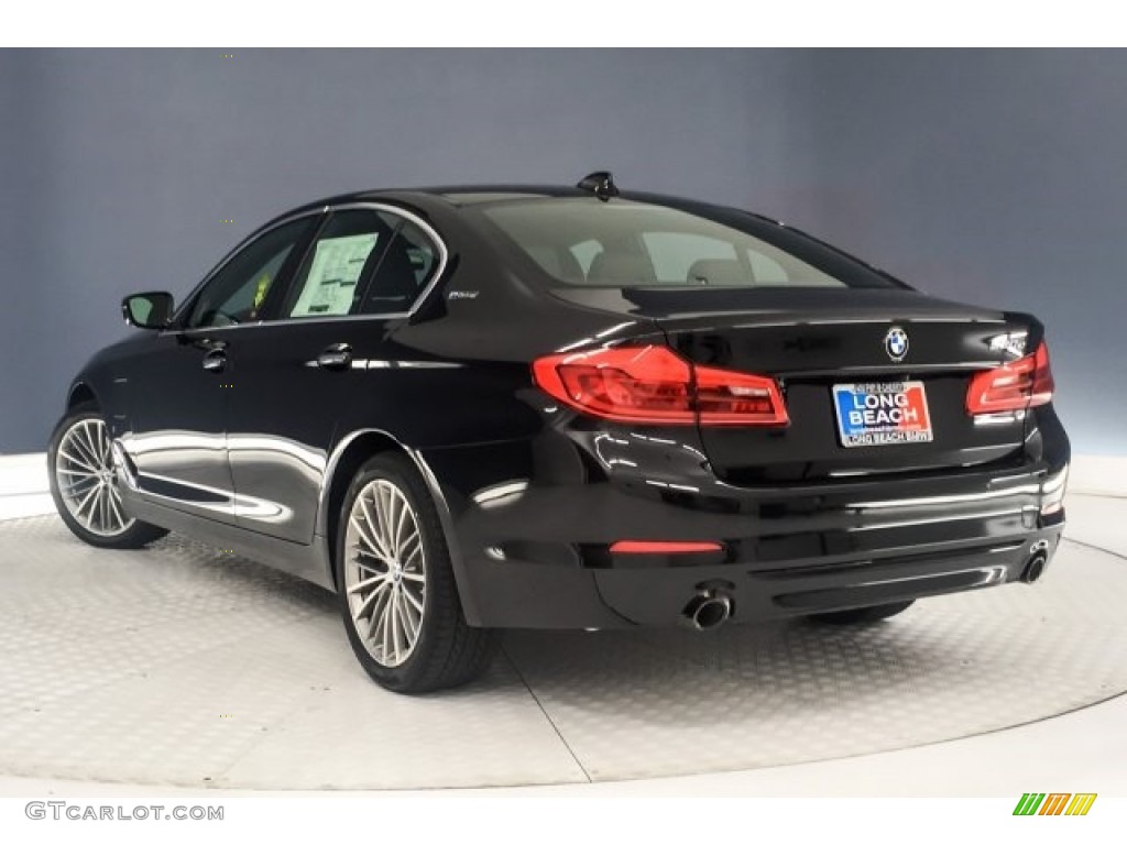 2018 5 Series 530e iPerfomance Sedan - Black Sapphire Metallic / Black photo #2