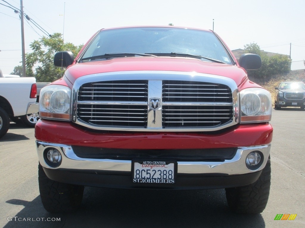 2006 Ram 1500 SLT Quad Cab 4x4 - Flame Red / Medium Slate Gray photo #2