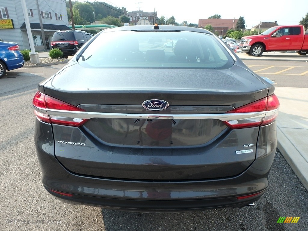 2018 Fusion SE - Magnetic / Ebony photo #6