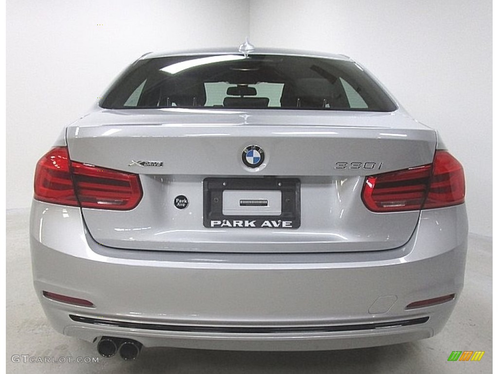 2018 3 Series 330i xDrive Sedan - Glacier Silver Metallic / Black photo #4