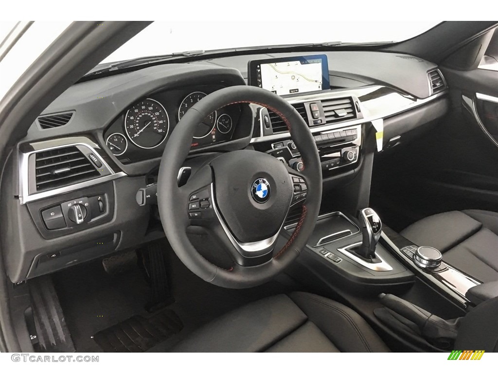 2018 3 Series 330i Sedan - Alpine White / Black photo #4