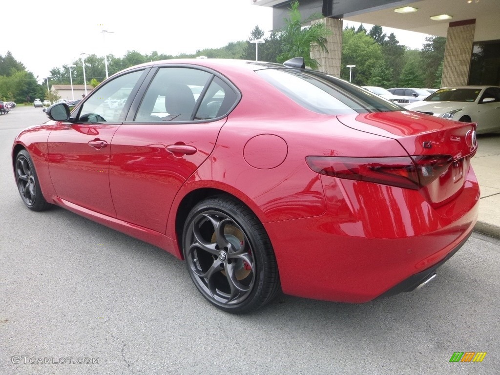 2018 Giulia Ti AWD - Rosso (Red) Alfa / Black/Red photo #5