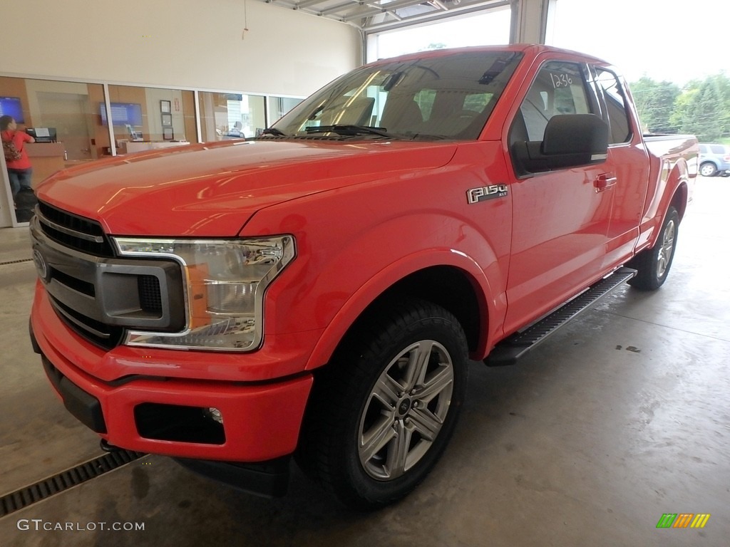 2018 F150 XLT SuperCab 4x4 - Race Red / Black photo #4