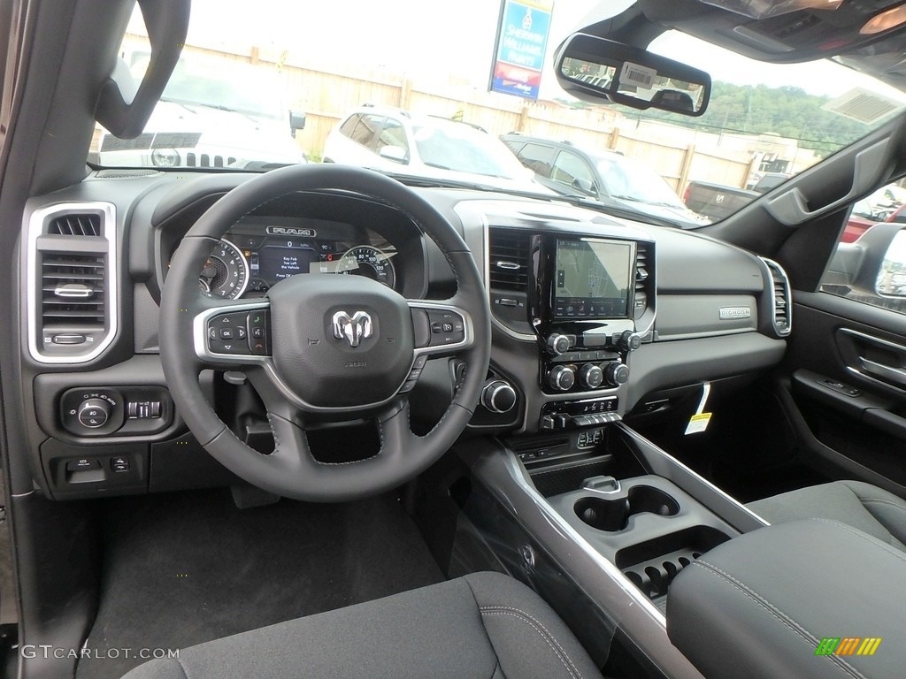 2019 1500 Big Horn Crew Cab 4x4 - Diamond Black Crystal Pearl / Black photo #12