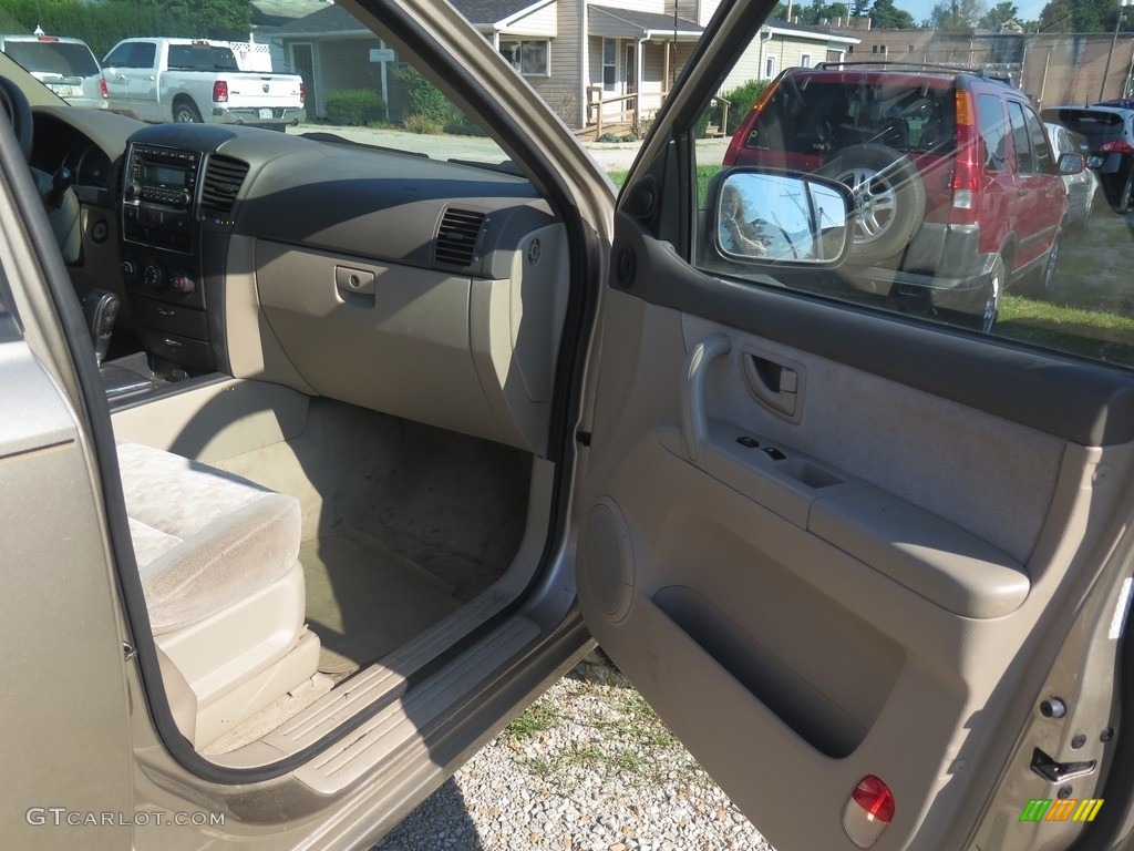 2007 Sorento LX 4WD - Sand Beige / Beige photo #29