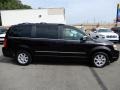 Brilliant Black Crystal Pearl - Town & Country Touring Photo No. 7