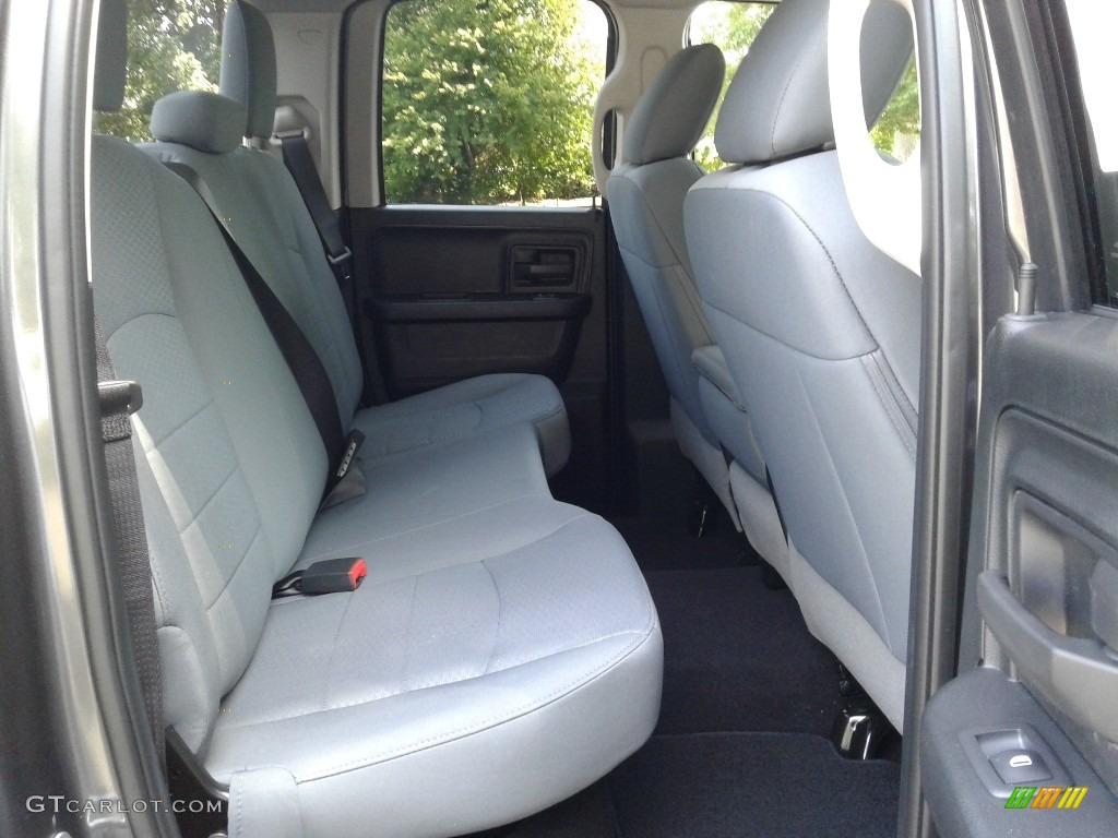 2018 1500 Express Quad Cab 4x4 - Granite Crystal Metallic / Black/Diesel Gray photo #13