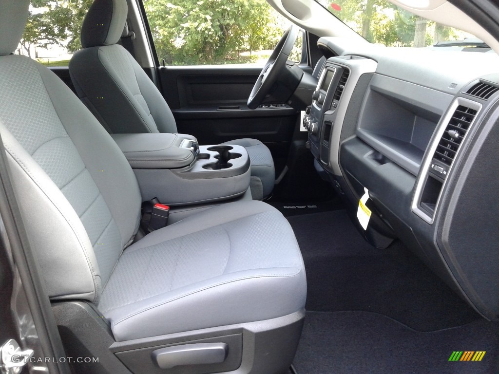 2018 1500 Express Quad Cab 4x4 - Granite Crystal Metallic / Black/Diesel Gray photo #14