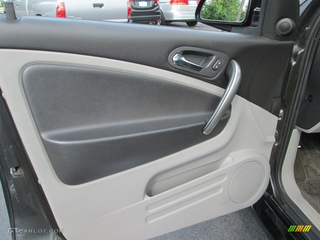 2006 VUE V6 AWD - Black Onyx / Ebony photo #13