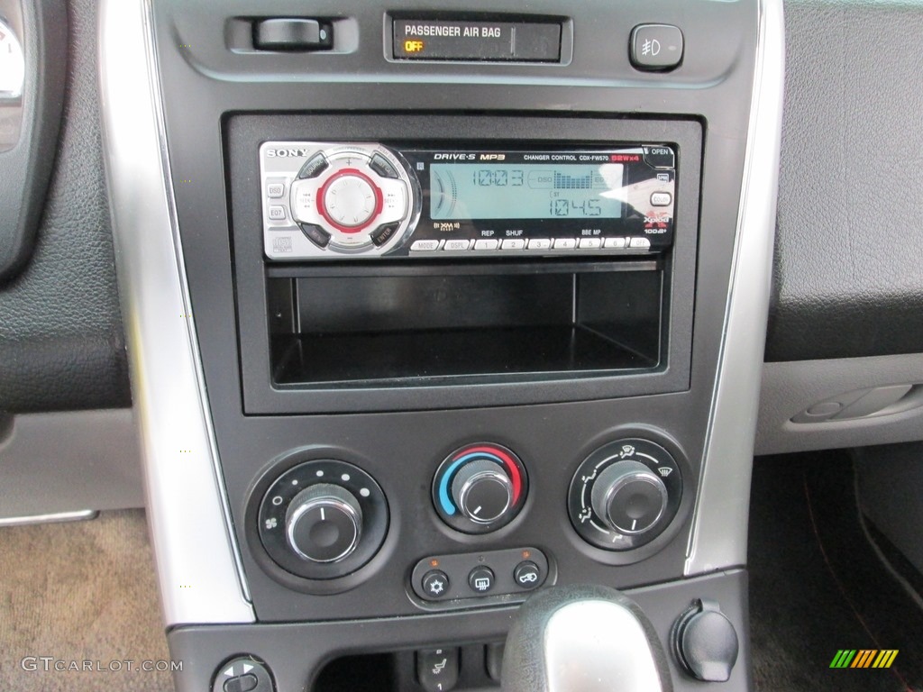 2006 VUE V6 AWD - Black Onyx / Ebony photo #24