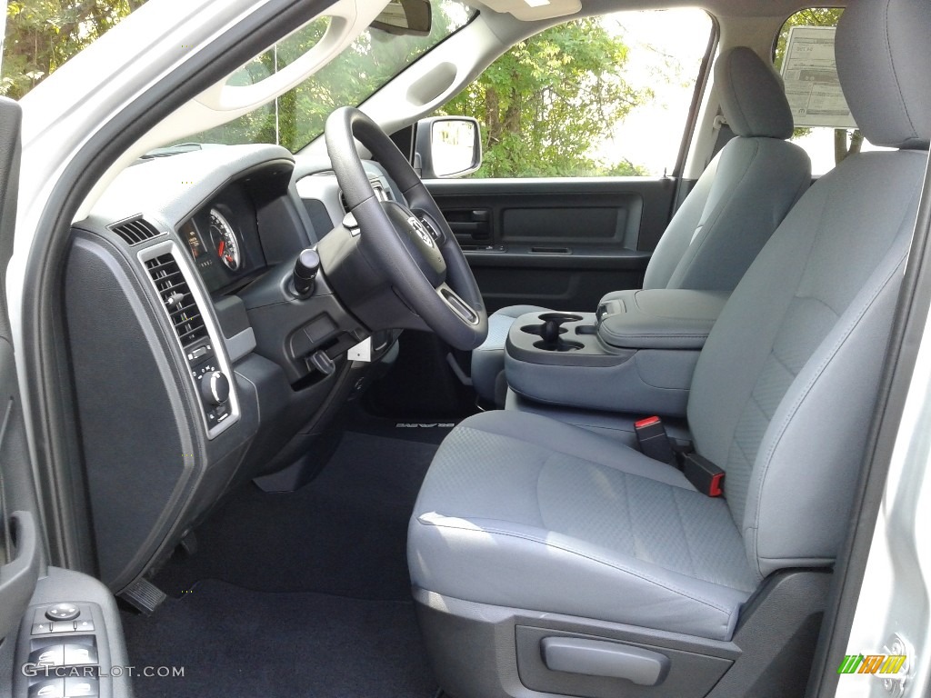 2018 1500 Tradesman Quad Cab - Bright Silver Metallic / Black/Diesel Gray photo #10