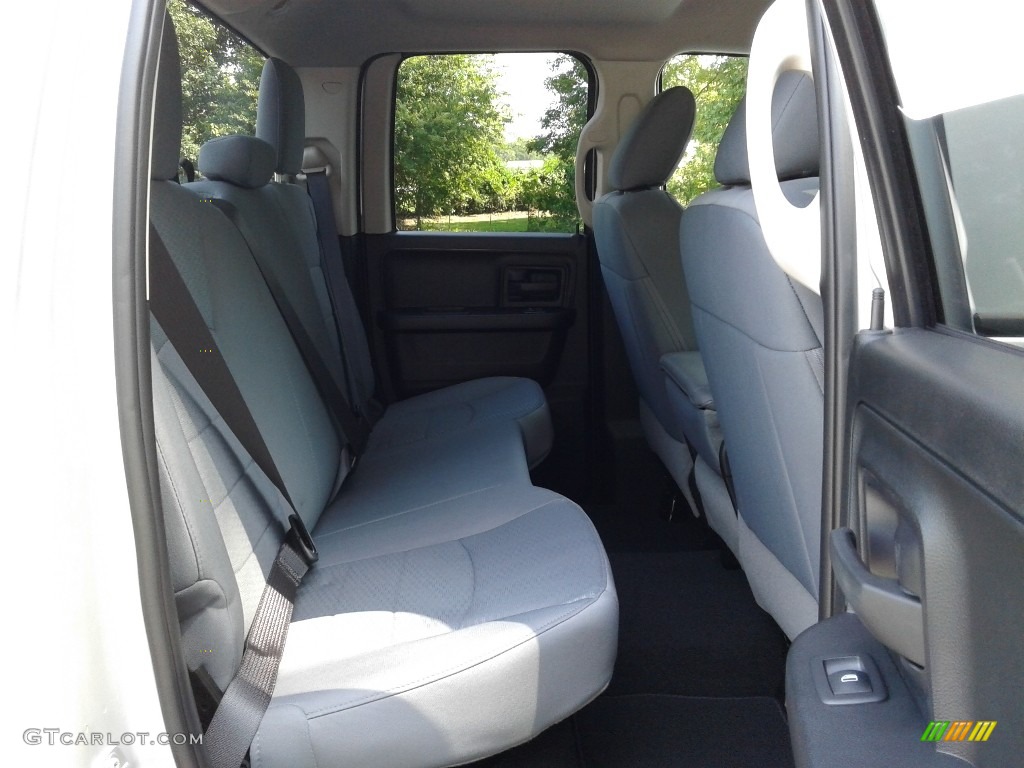 2018 1500 Tradesman Quad Cab - Bright Silver Metallic / Black/Diesel Gray photo #13