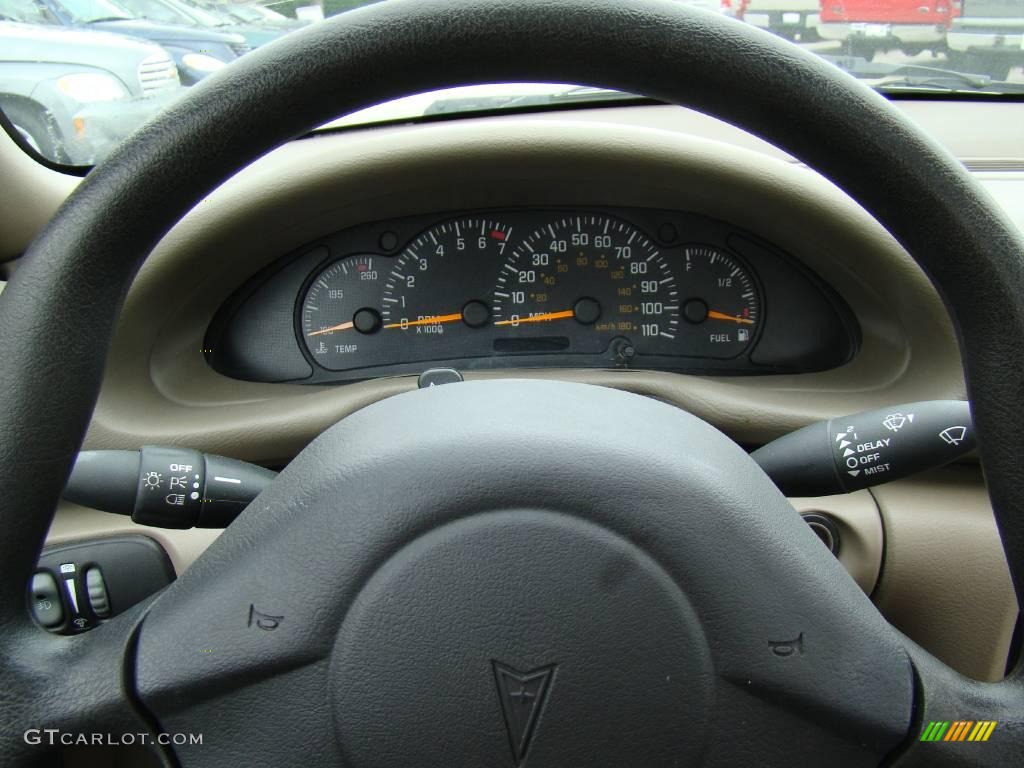 2005 Sunfire Coupe - Electric Blue Metallic / Taupe photo #15