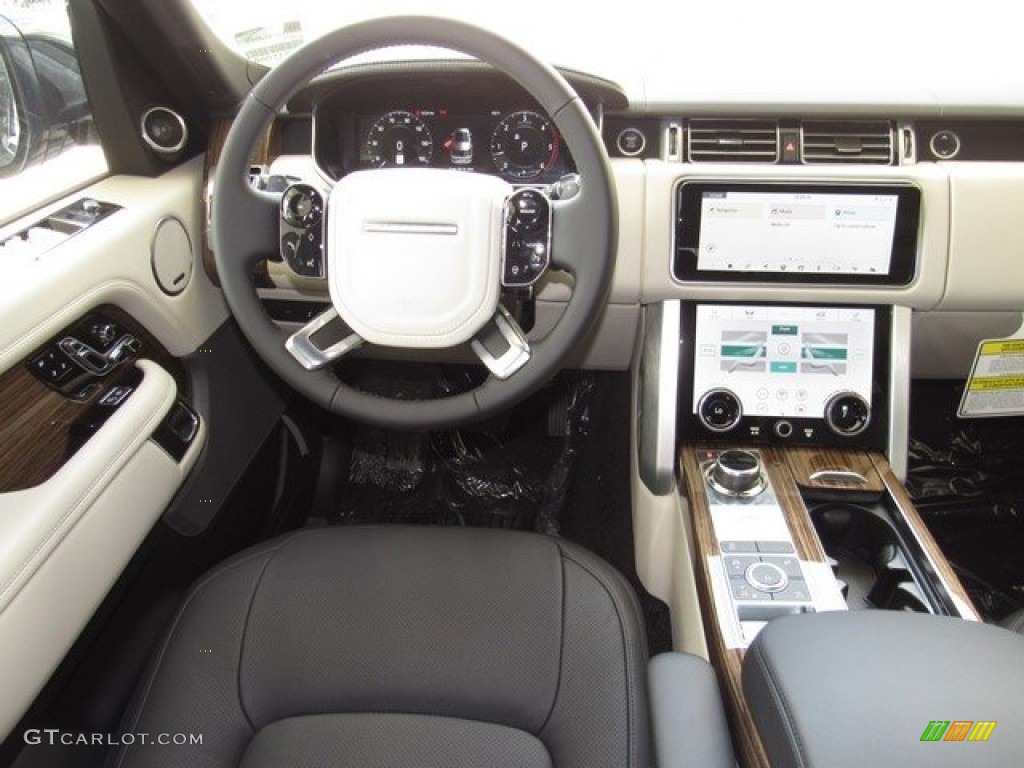 2018 Land Rover Range Rover HSE Ebony/Ivory Steering Wheel Photo #128896432