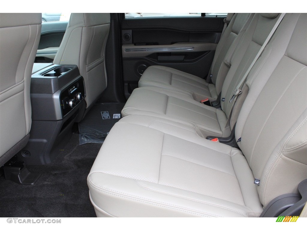 Medium Stone Interior 2018 Ford Expedition XLT Photo #128897443
