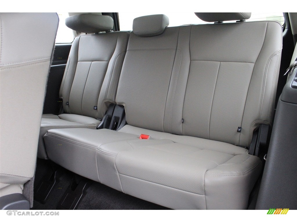 2018 Ford Expedition XLT Rear Seat Photo #128897545