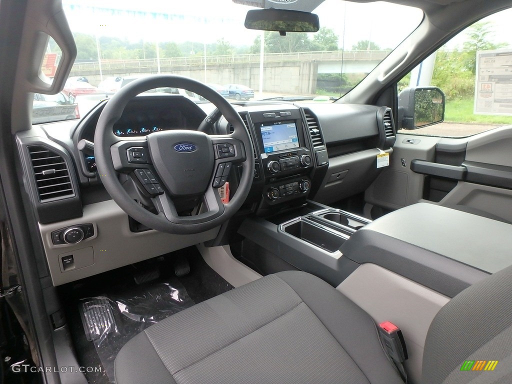 2018 F150 STX SuperCab 4x4 - Magma Red / Black photo #12