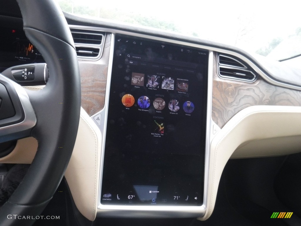2017 Tesla Model S 75D Controls Photo #128900158