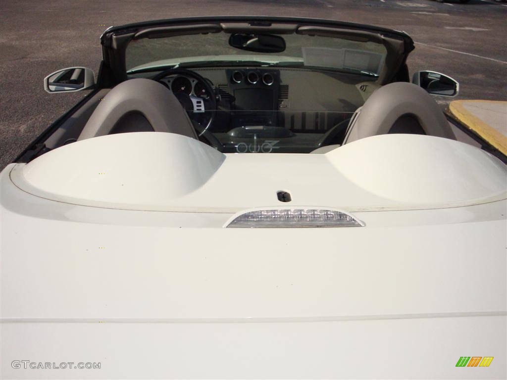 2004 350Z Touring Roadster - Pikes Peak White Pearl / Frost photo #16
